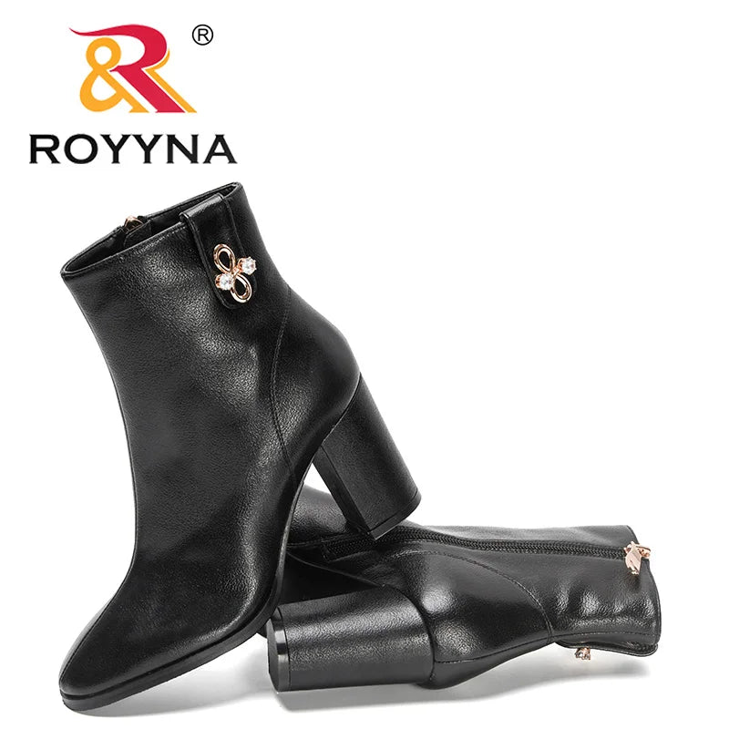 ROYYNA 2022 New Designers Pearl Chelsea Ankle Boots Women Casual Shoes Winter Thick Pumps Fashion Motocycle Boots Ladies Comfy