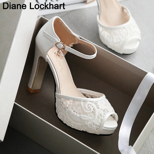 DIANE LOCKHART Lace Platform Peep Toe Buckle Shoes