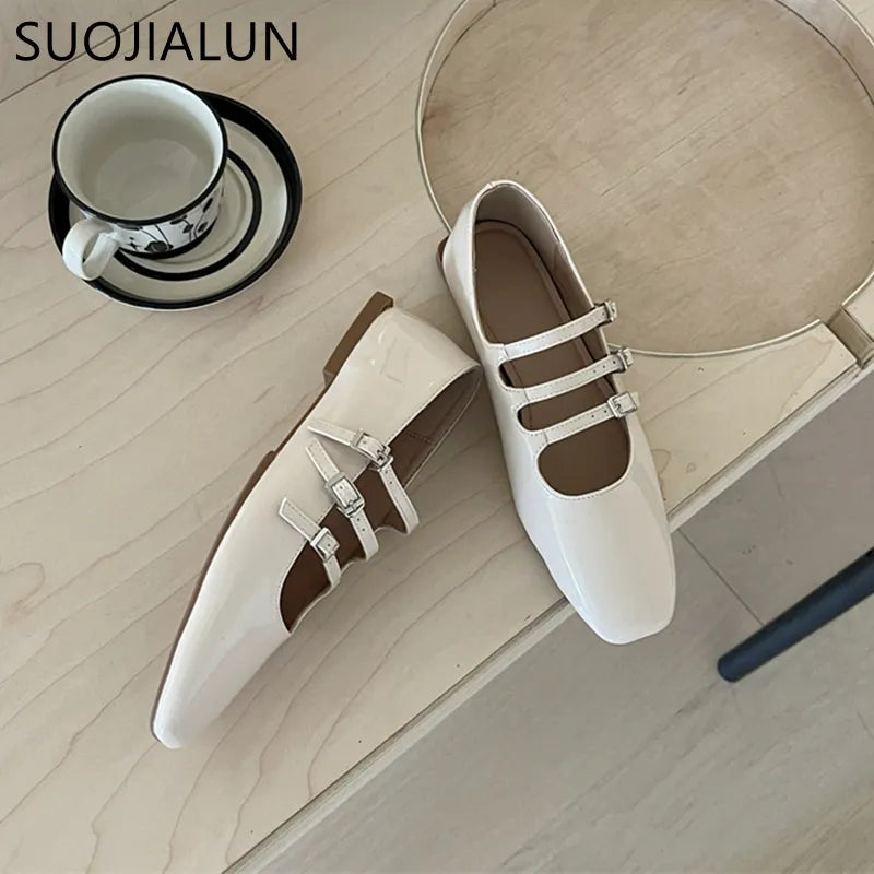 SUOJIALUN Sumptuous Tri-Buckle Flat Shoes