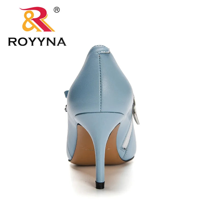 ROYYNA Rockin' Booty Shoes